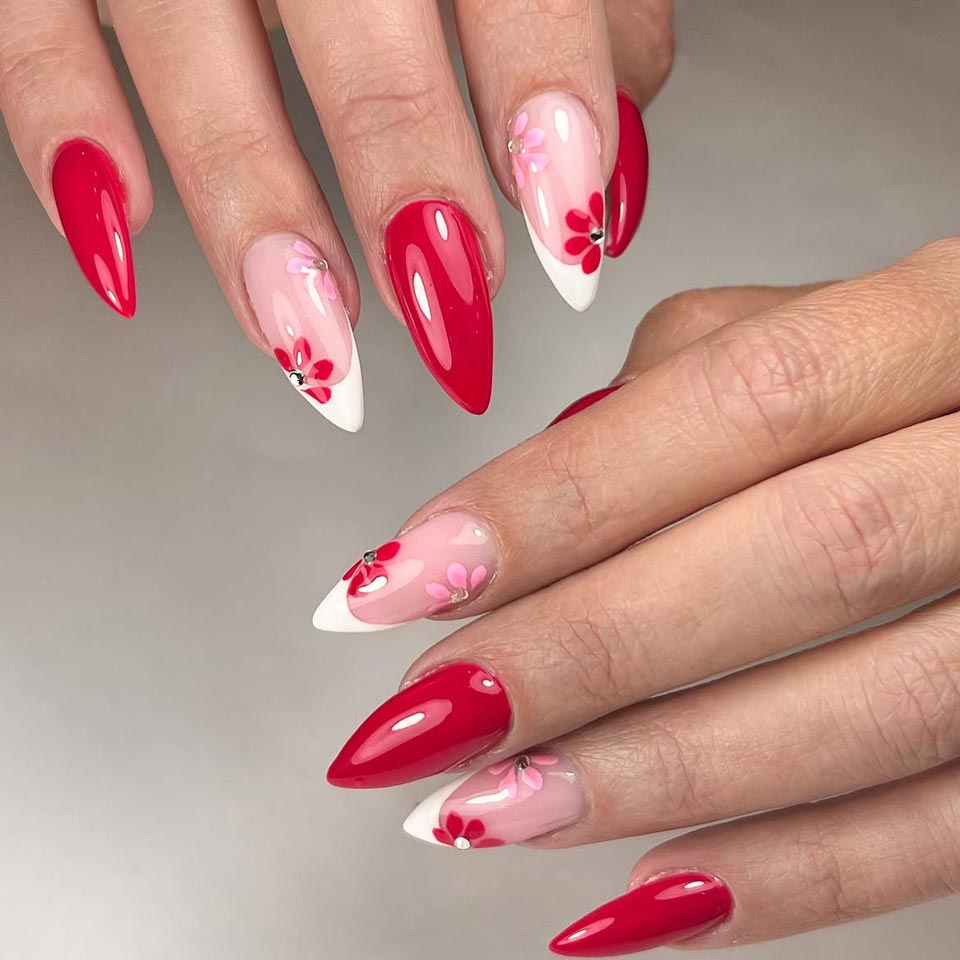 uñas de polygel puntiagudas